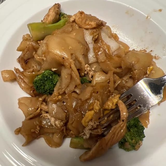 Pad See Ew Noodle.
